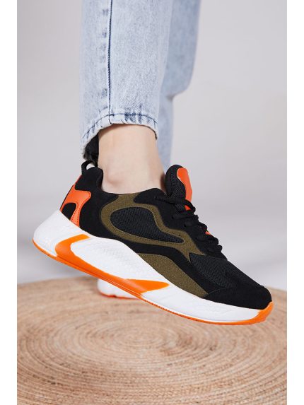 اسنیکر  تونی بلک