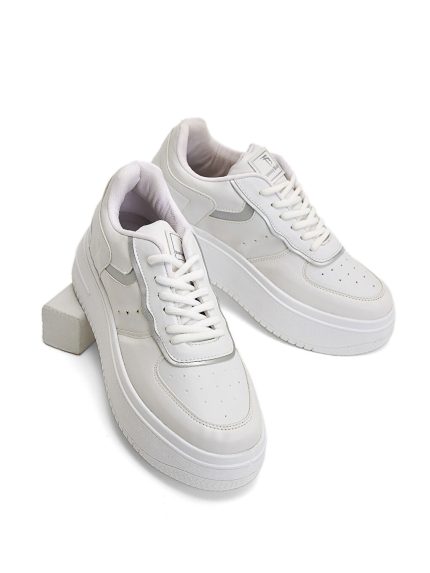 اسنیکر  تونی بلک