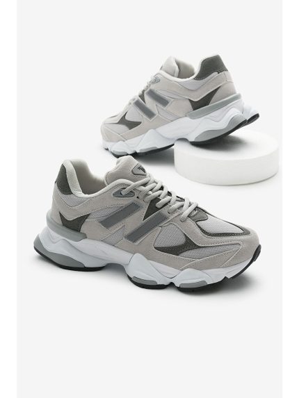 اسنیکر  تونی بلک