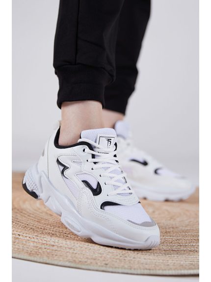 اسنیکر  تونی بلک