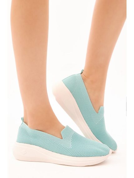 اسنیکر  تونی بلک