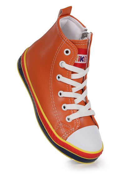 اسنیکر  کیکو