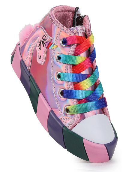 اسنیکر  کیکو