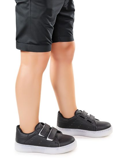 اسنیکر  کیکو