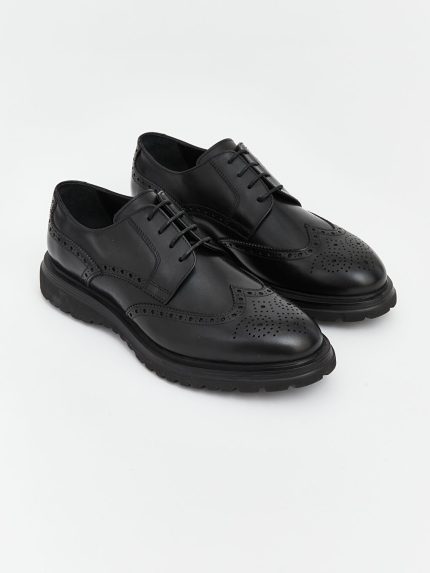 کفش کلاسیک  ال سی وایکیکی