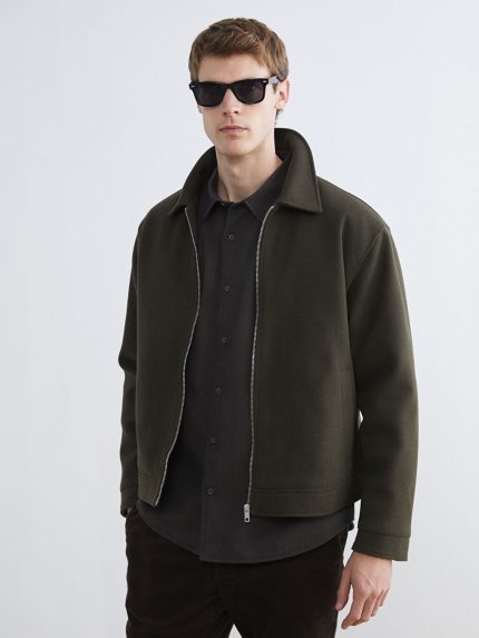 کاپشن  ال سی وایکیکی