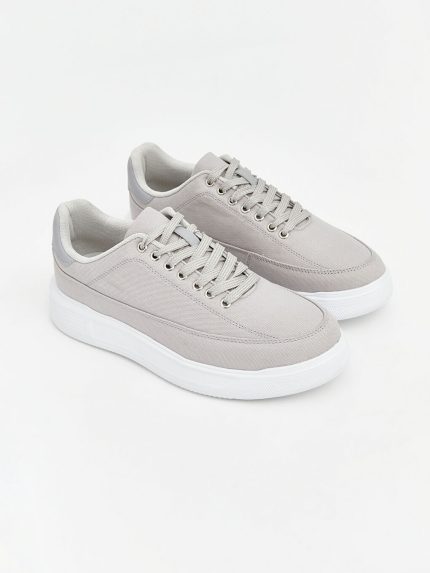 اسنیکر  ال سی وایکیکی