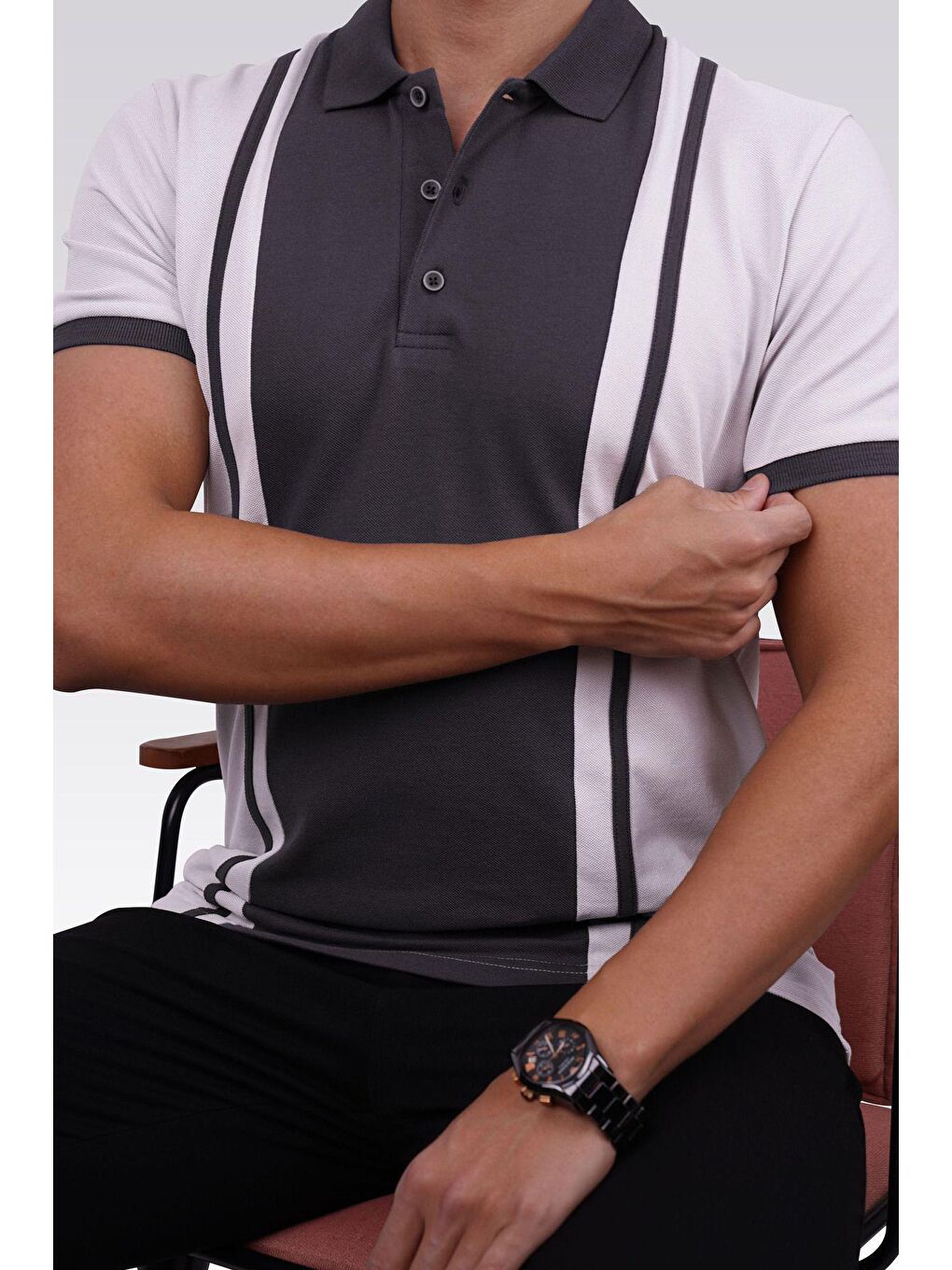 img_012536134v0_e4df5d34-f326-4b14-aee8-36f6392357e7 تی شرت اتیک من