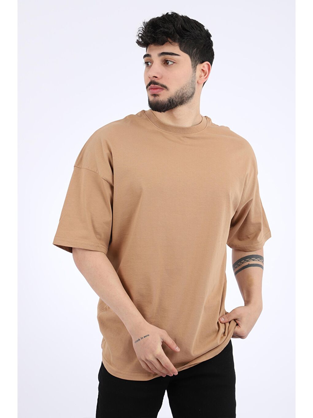 تی شرت  استیکومبین