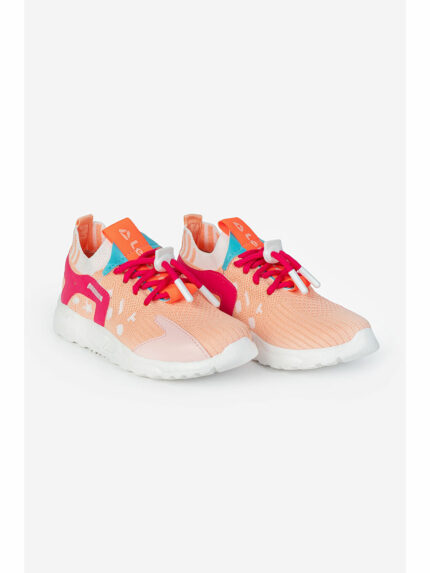 اسنیکر  لتون