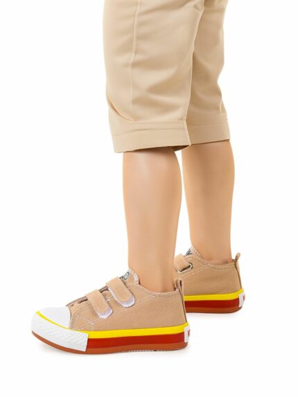 اسنیکر  کیکو