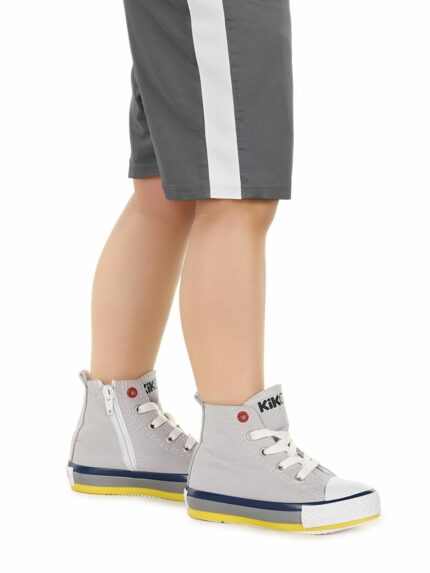 اسنیکر  کیکو