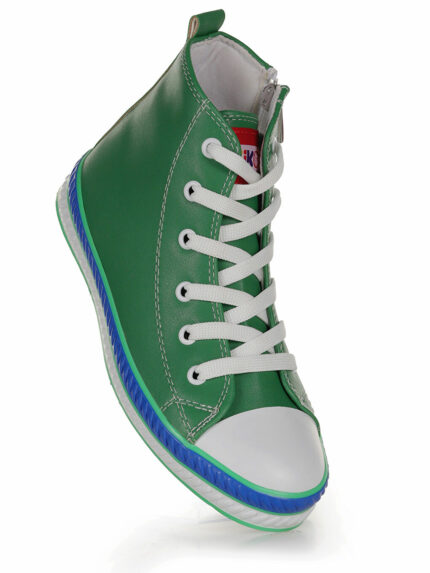 اسنیکر  کیکو