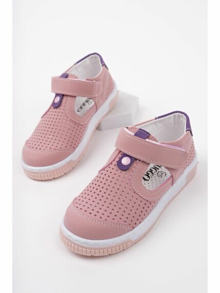 اسنیکر  موگو