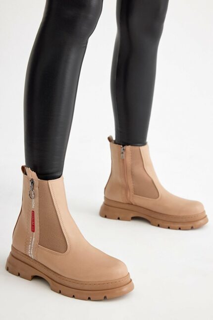 بوت تونی بلک