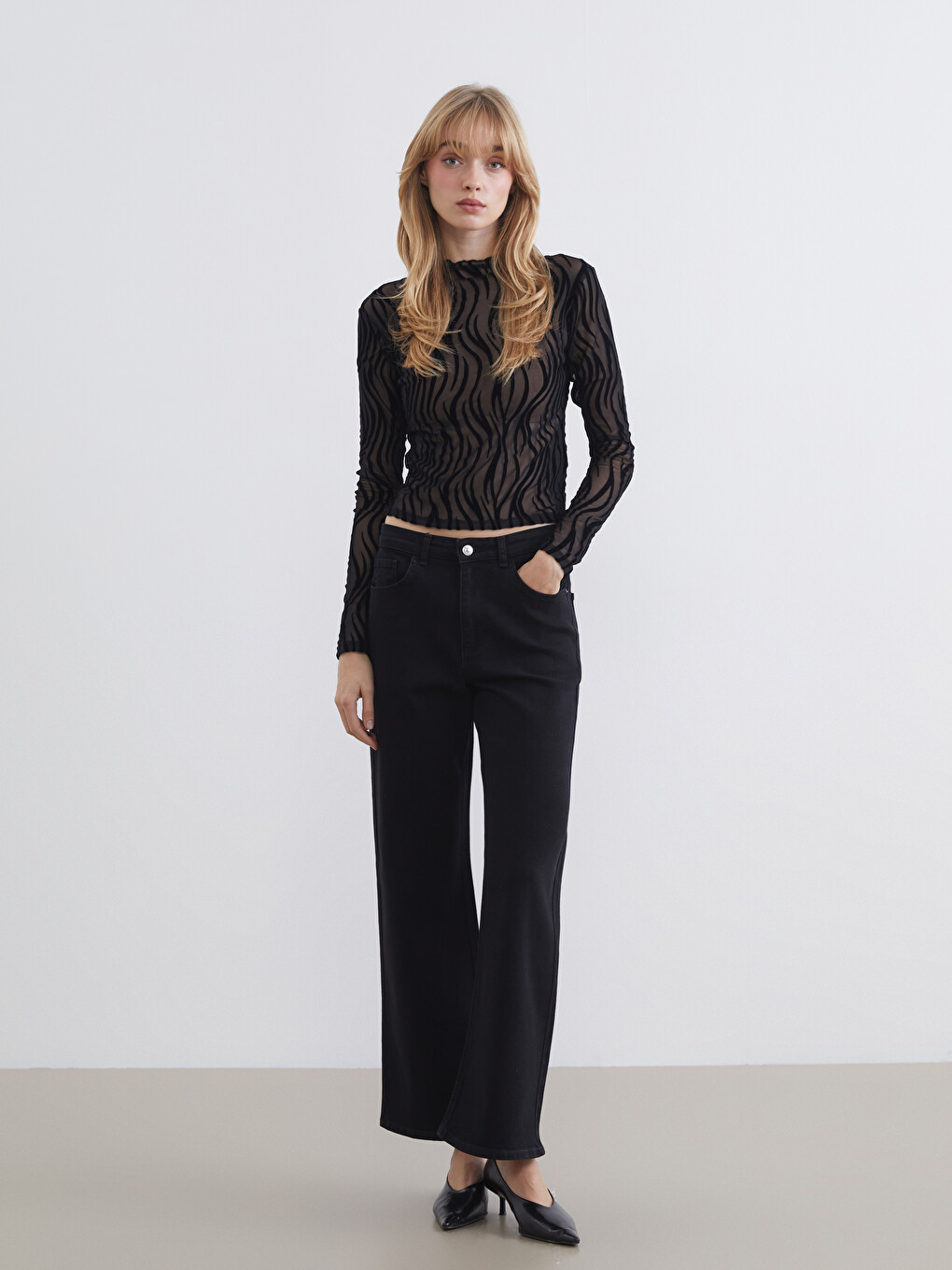 l_20252-w5na05z8-j0f-78-56-89-179_a شلوار جین زنانه ال سی وایکیکی کلاسیک