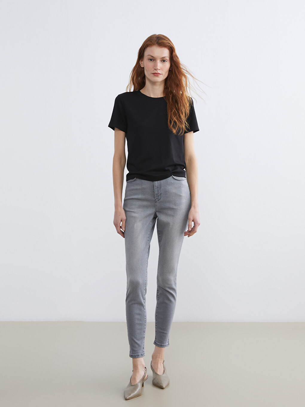 l_20252-w5nm46z8-grd-79-60-88-176_a شلوار جین زنانه ال سی وایکیکی جینز