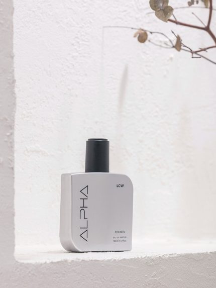 عطر  ال سی وایکیکی