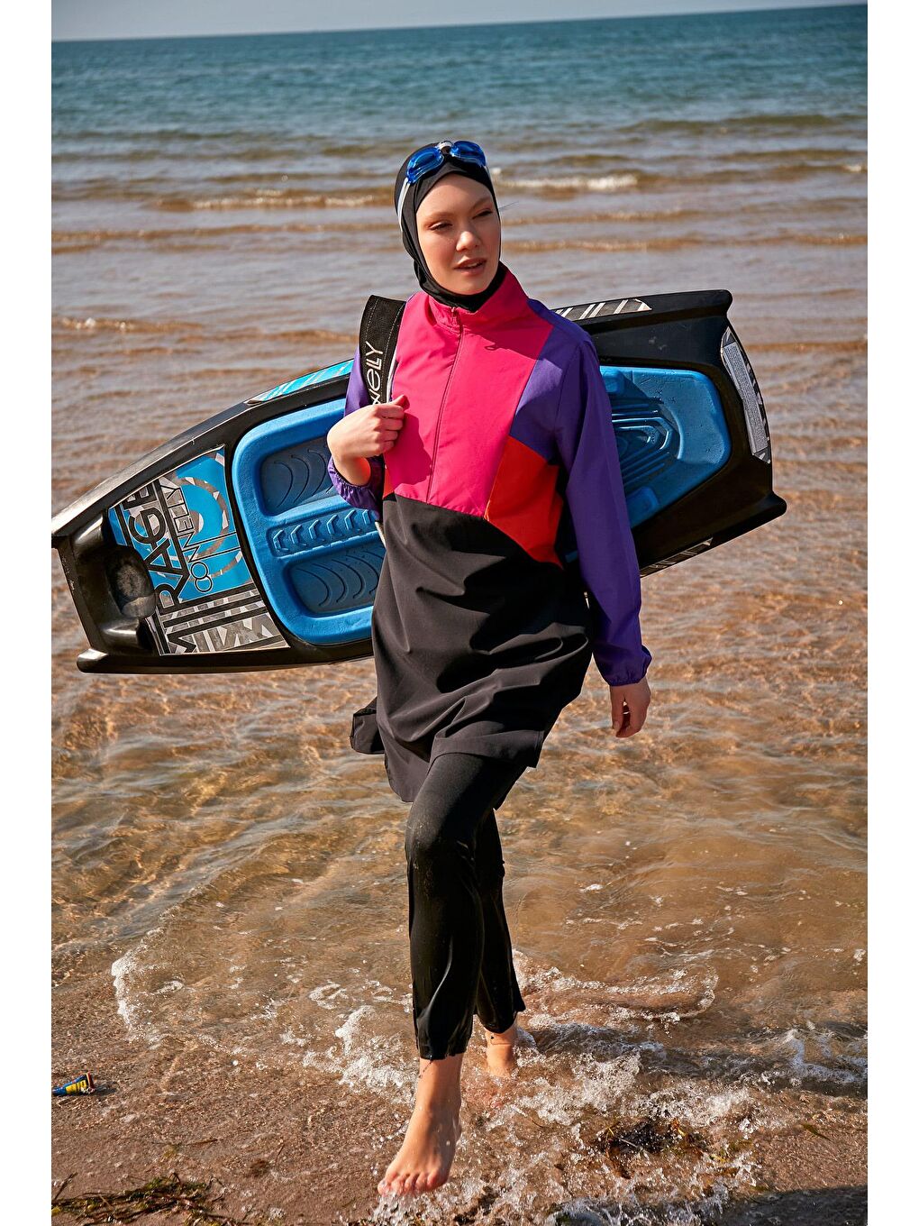 img_021713801v1_88bb0b25-28d0-4367-86e0-bfd4c23d9517 لباس شنا حجاب مارینا