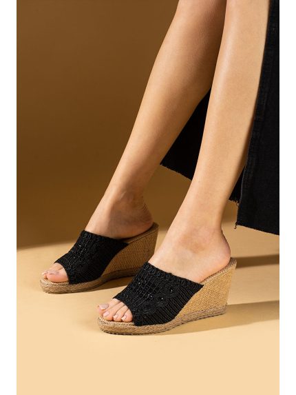 دمپایی  پمبه پوتین