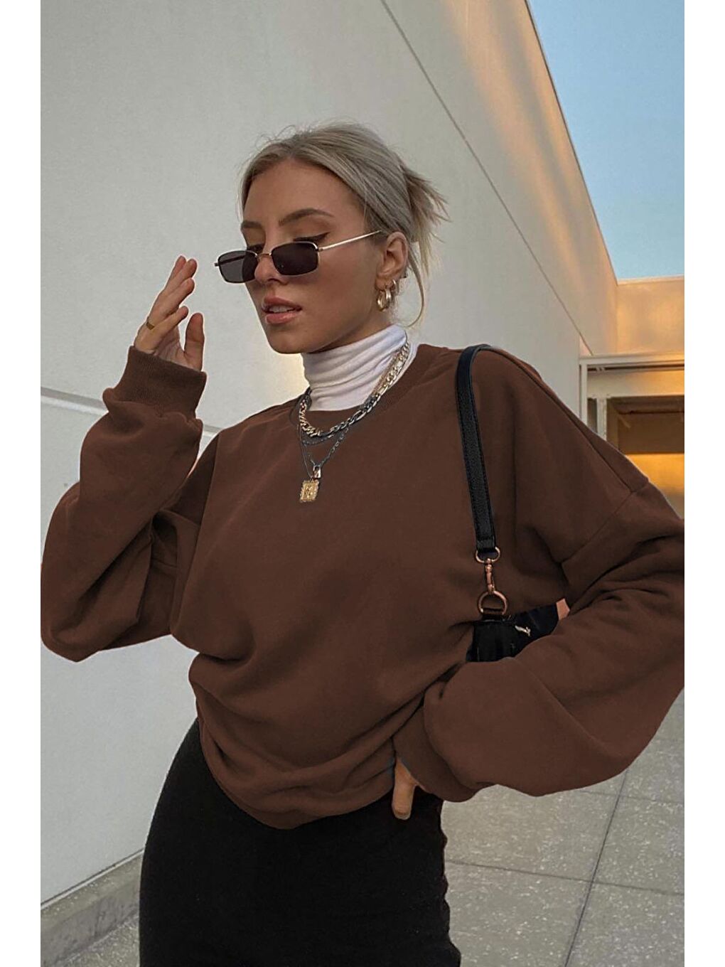 img_045512101v1_72afa27e-659f-4485-bb6c-a4674332a081 سویشرت مدمکست