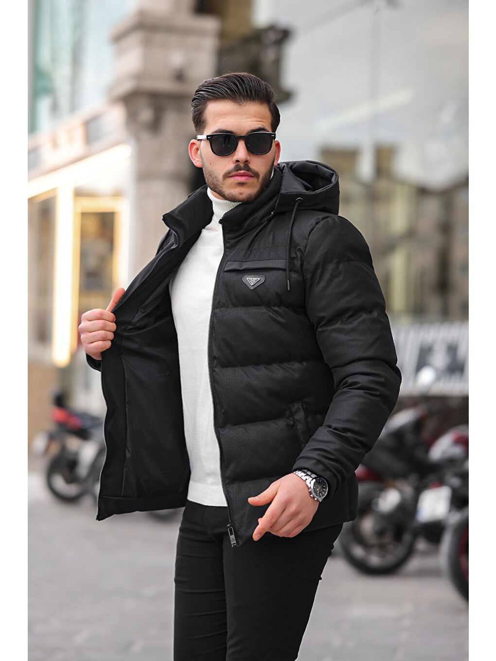 کاپشن بادی  استیکومبین