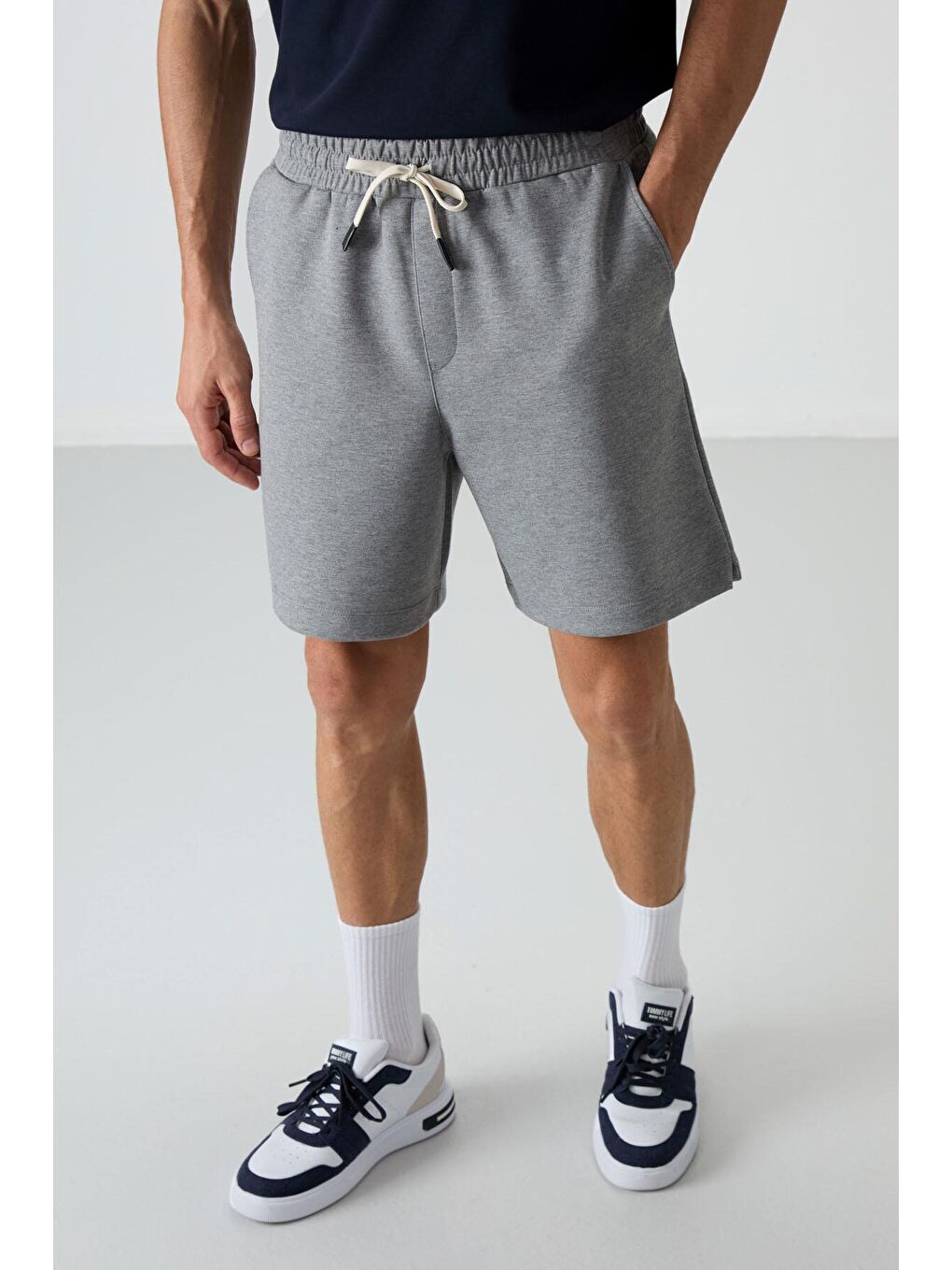 شورت  ایر جونز