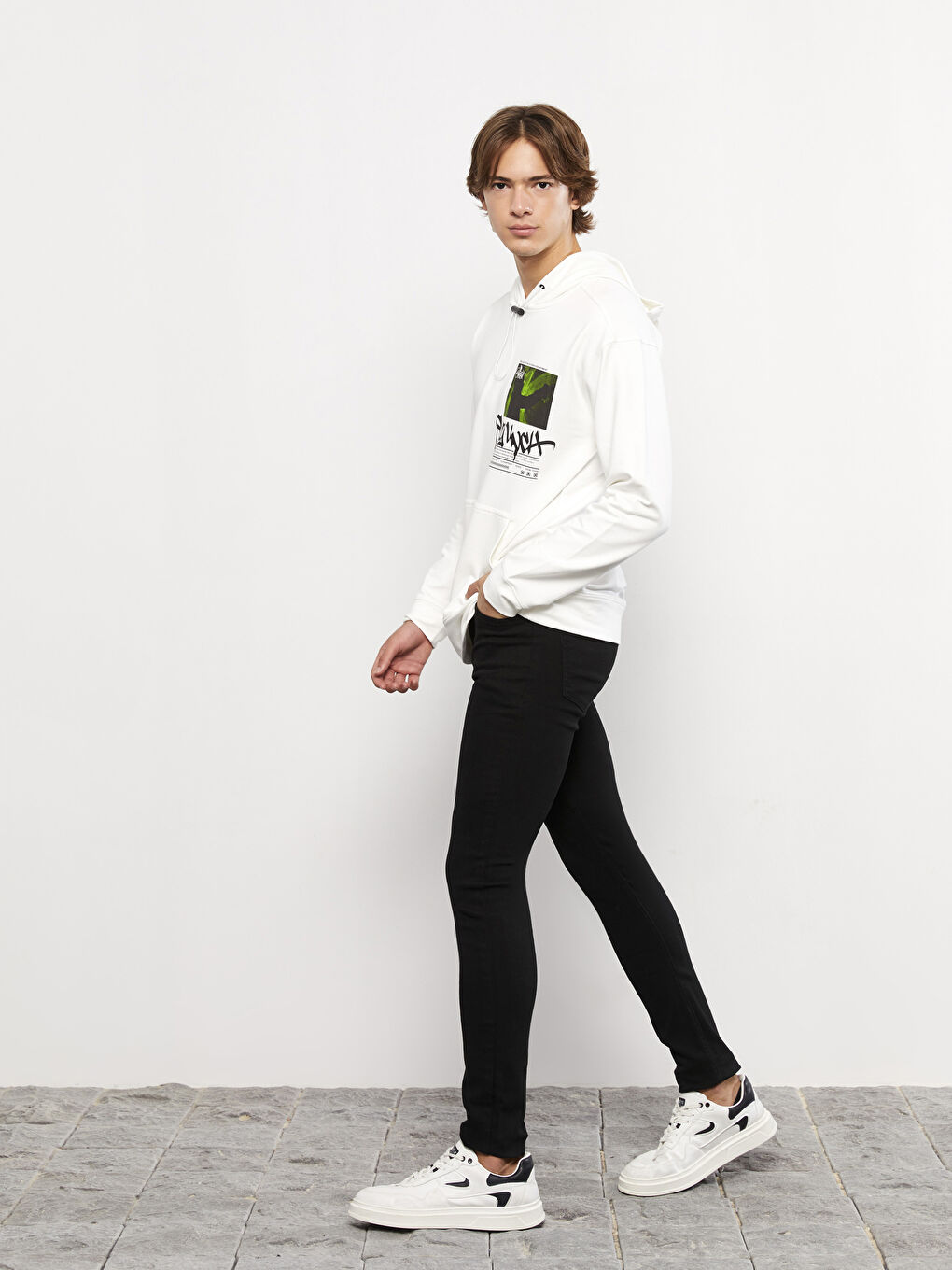 جین  ال سی وایکیکی