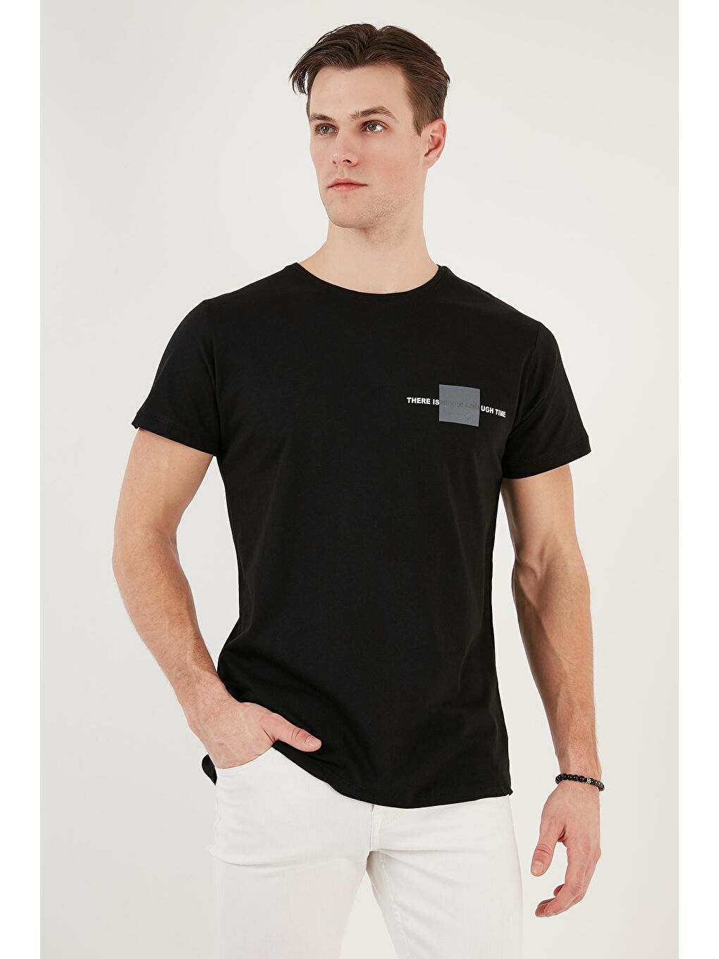 تی شرت  بوراتی